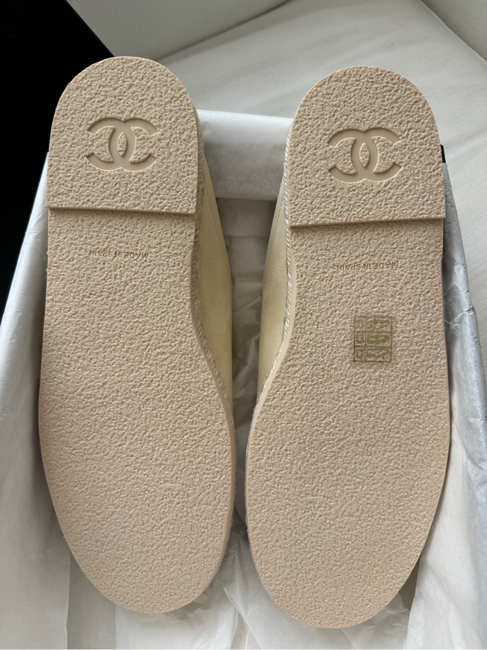 CHANEL Mule - Picture 3 of 6